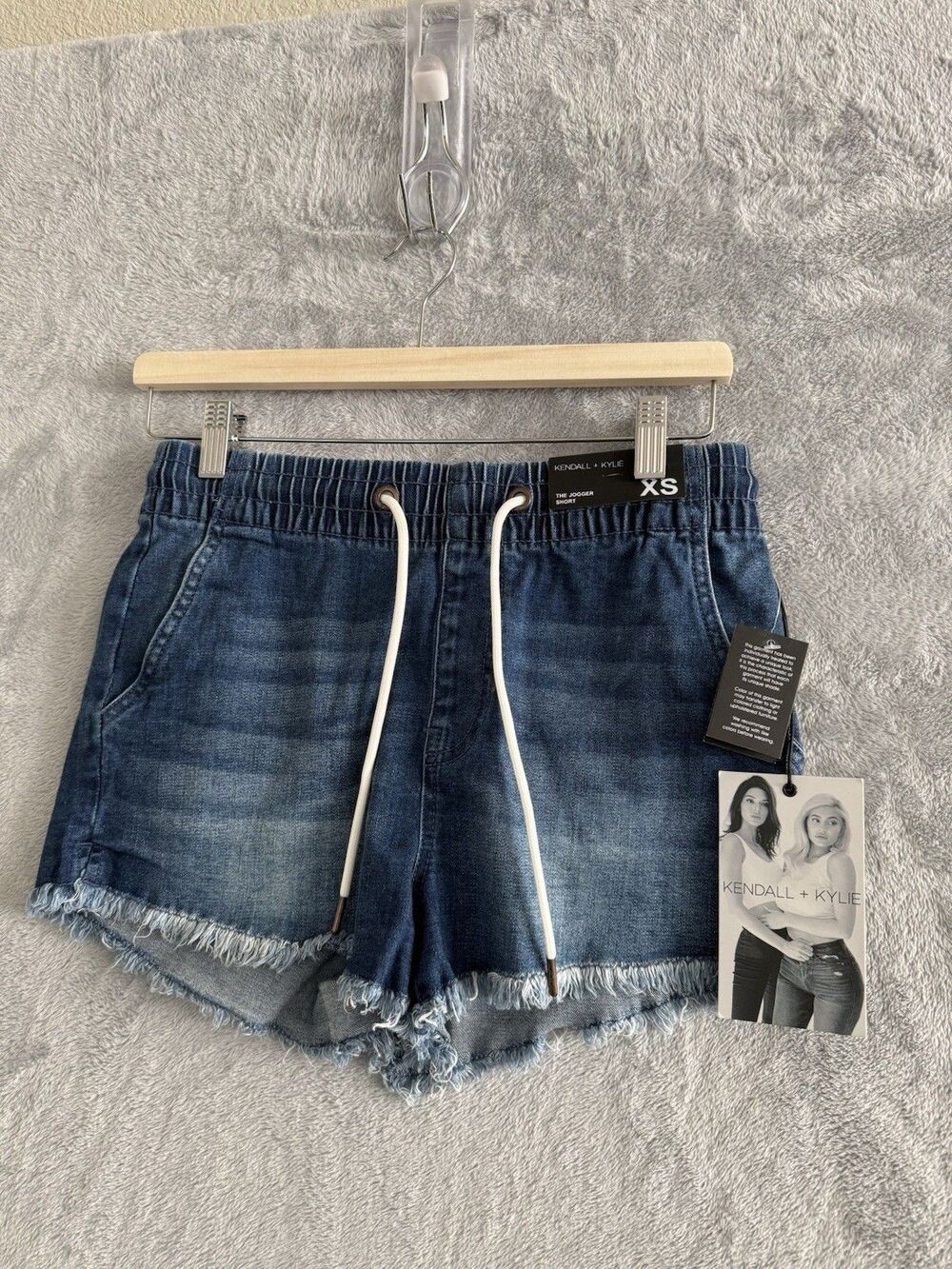 NWT Kendall + Kylie Denim Jogger Shorts Womens XS Blue Drawstring Casual